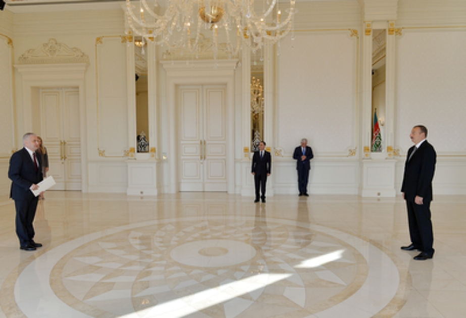 Aserbaidschans Präsident Ilham Aliyev empfing den neu ernannten Botschafter Litauens VIDEO