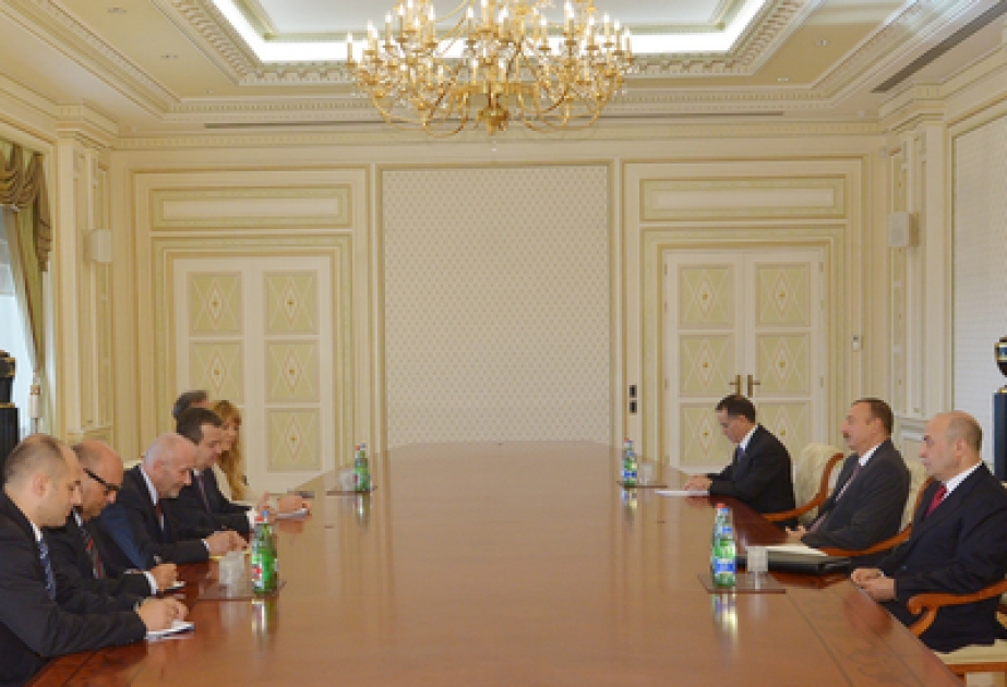 阿塞拜疆总统伊利哈姆·阿利耶夫接见以塞尔维亚副总理为团长的代表团
