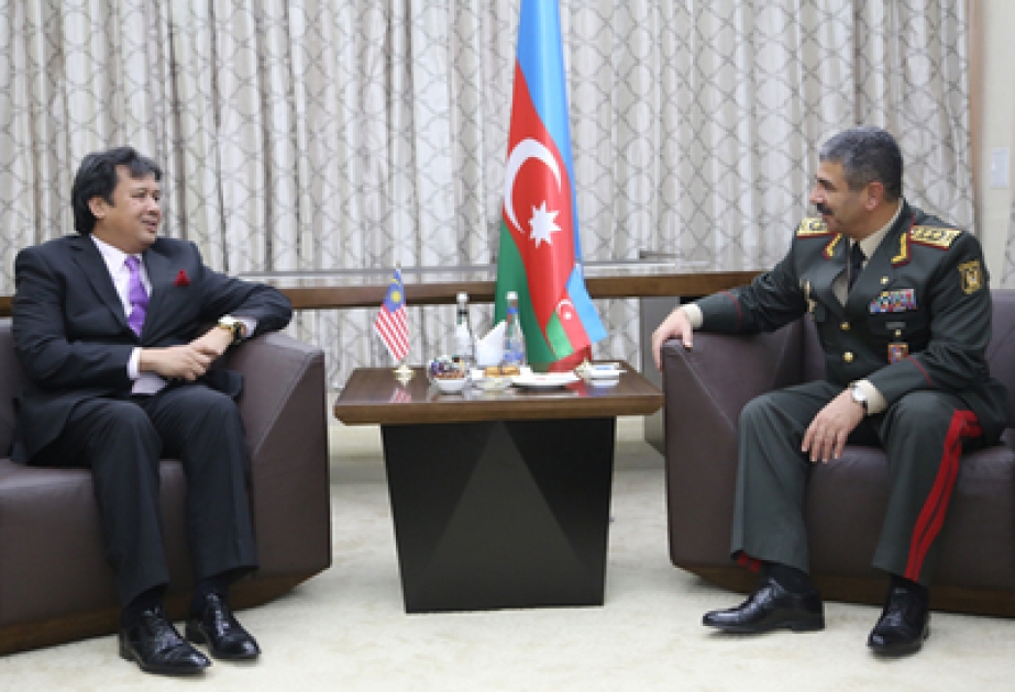 Обсуждены перспективы сотрудничества между министерствами обороны Азербайджана и Малайзии