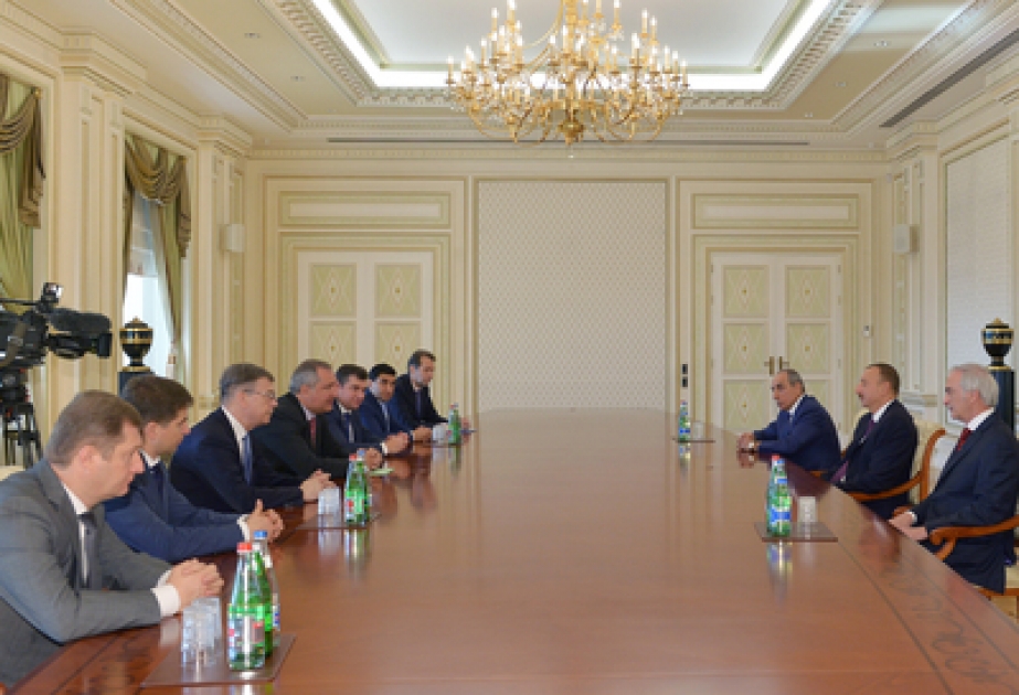 Aserbaidschans Präsident Ilham Aliyev hat eine Delegation um den stellvertretenden Vorsitzenden der Russischen Regierung empfangen VIDEO