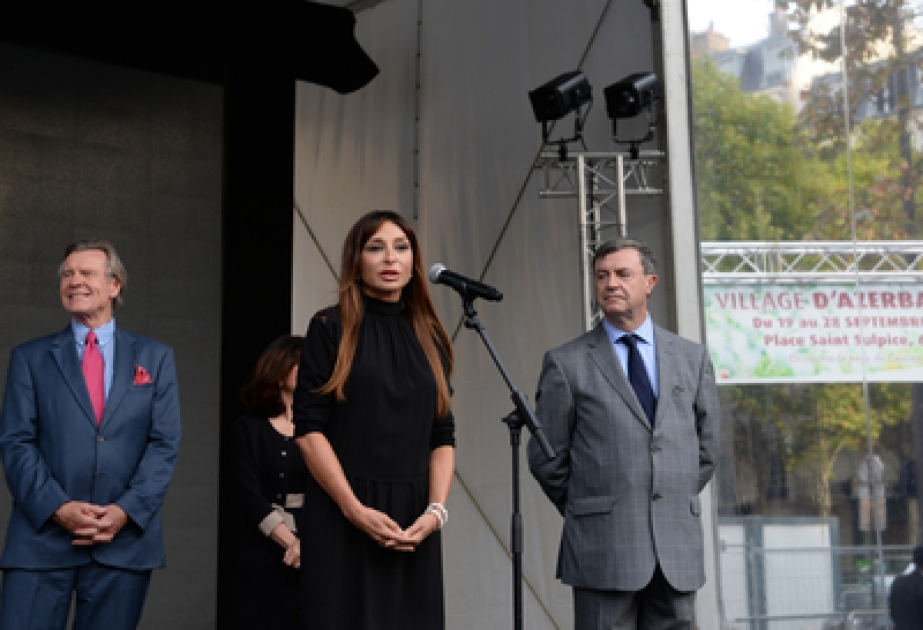 Le Village d’Azerbaïdjan s’est ouvert à ParisLa première dame d’Azerbaïdjan Mehriban Aliyeva a été présente à la cérémonie d’ouverture