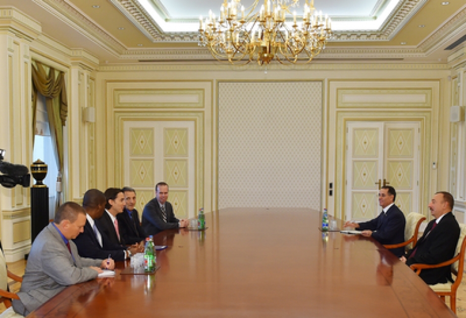 Le président Ilham Aliyev a reçu la délégation conduite par le représentant spécial du Département d’Etat américain pour les questions énergétiques internationales VIDEO