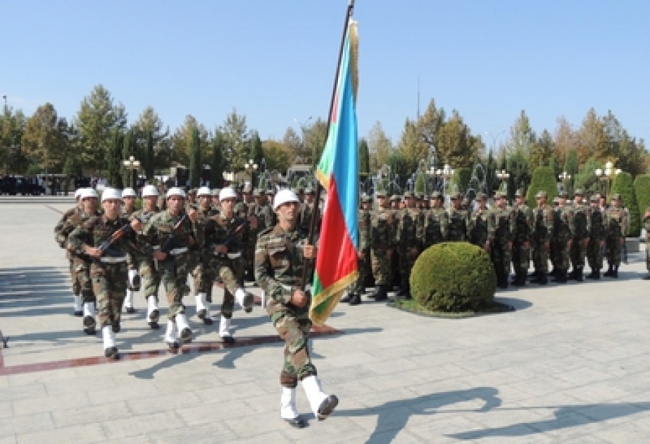 Солдат, завершивших срочную действительную военную службу, проводили домой