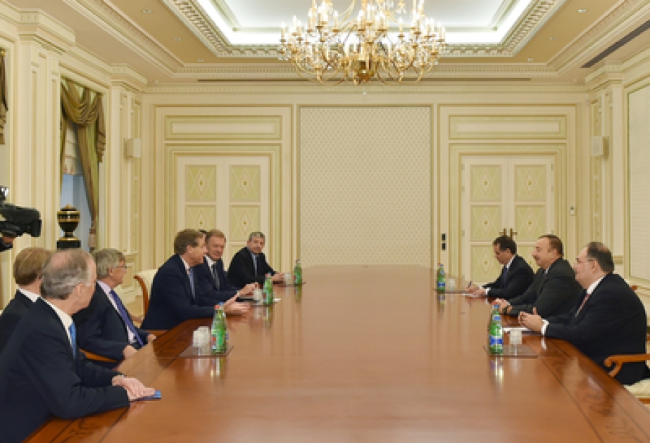 Entretien du président azerbaïdjanais Ilham Aliyev avec Lord Richard Risby, représentant spécial du Premier ministre britannique pour le partenariat économique VIDEO