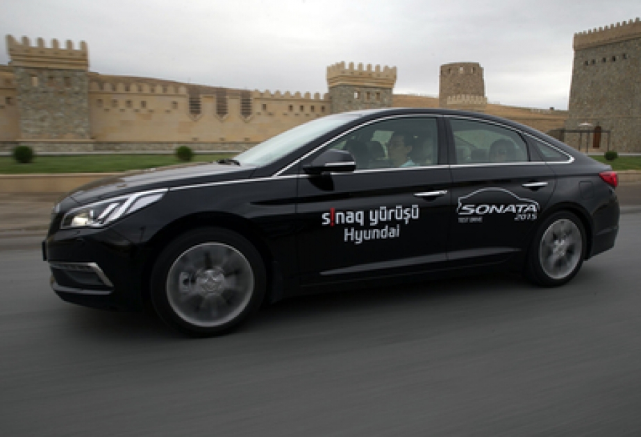 现代汽车(Hyundai)在盖贝莱进行试驾