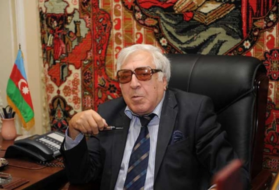الكاتب الأذربيجاني آنار يمنح بجائزة جينكيز آيتماتوف