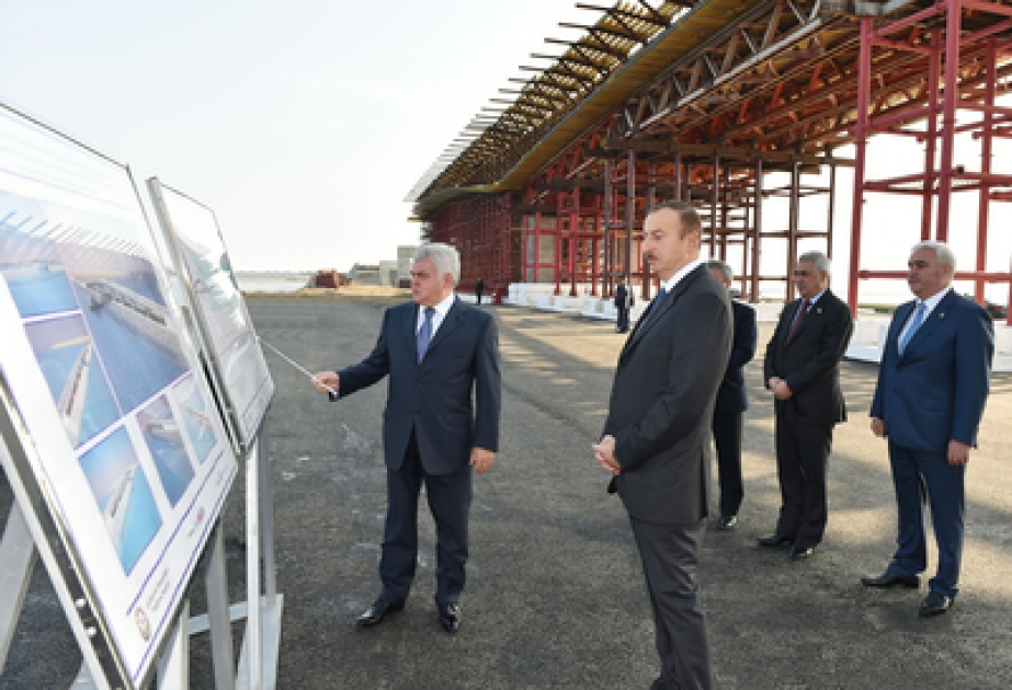 Visite au chantier du pont reliant l’île à la rive et le plan conceptuel de l’arrondissement VIDEO