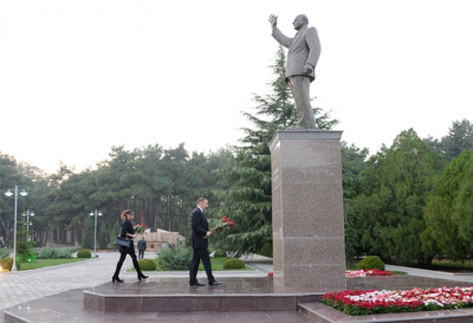 Президент Ильхам Алиев побывал в городе Нафталан