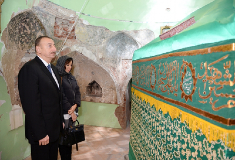 Gandja : visite du complexe «Imamzadé» VIDEO