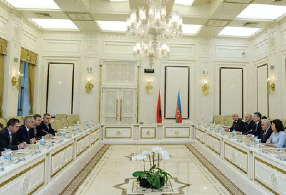 Обсуждены азербайджано-албанские межпарламентские связи
