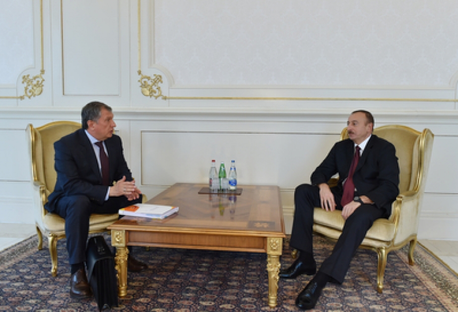 Президент Азербайджана Ильхам Алиев принял президента российской государственной компании «Роснефть» ВИДЕО
