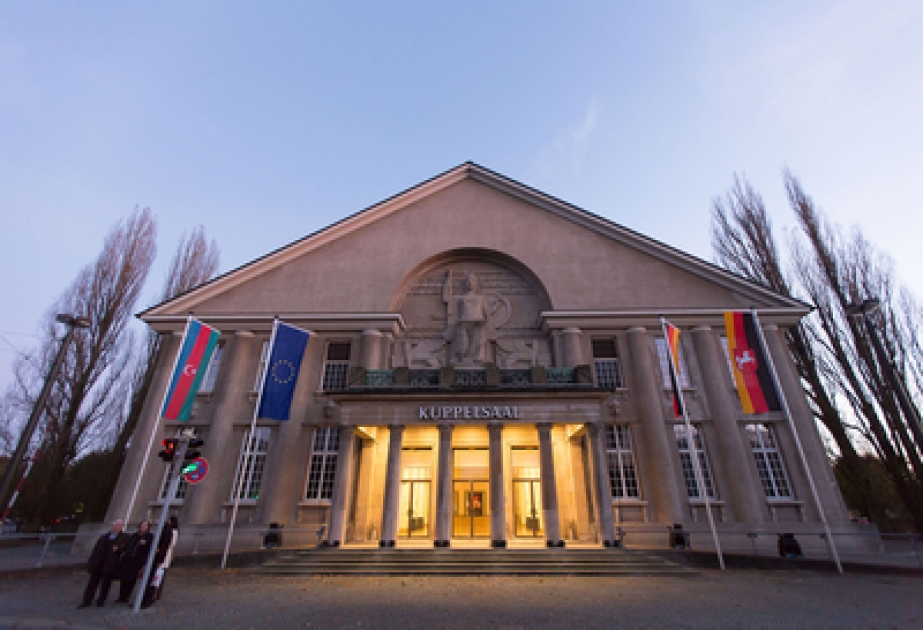 Azerbaijan State Symphony Orchestra performs in Hannover