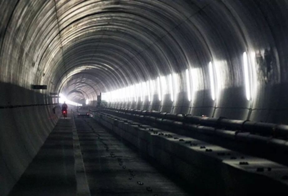 Dünyanın ən uzun tuneli VİDEO