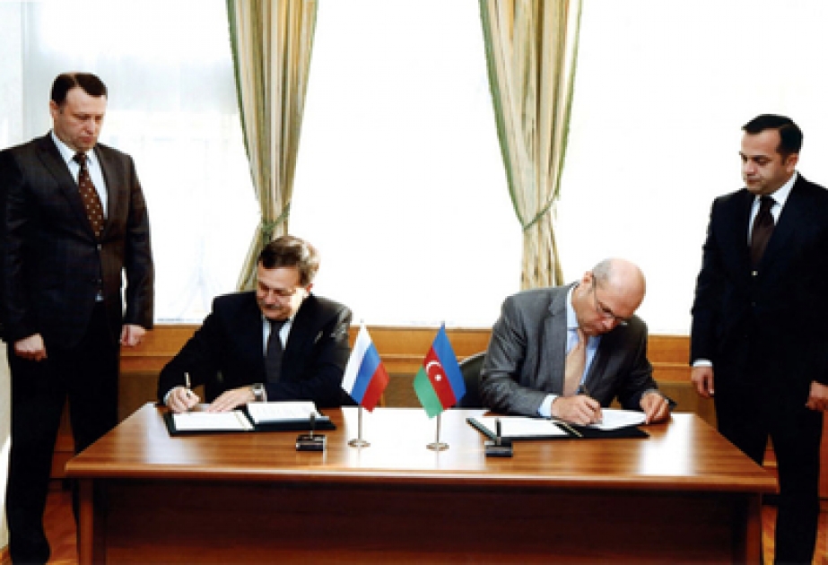 Azerbaijani, Russian customs services sign joint cooperation plan