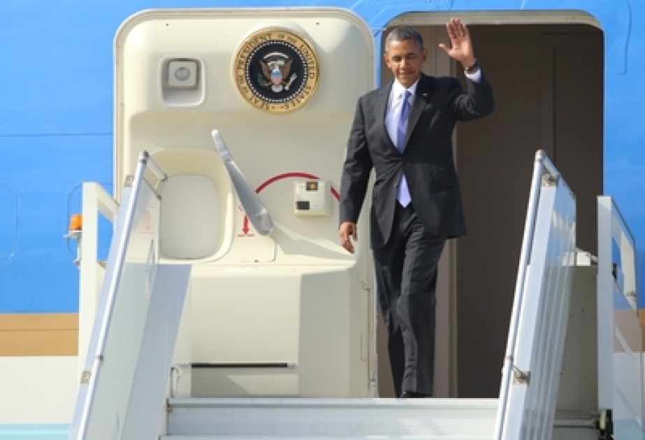 Obama switches to new plane after mechanical problem grounds Air Force One