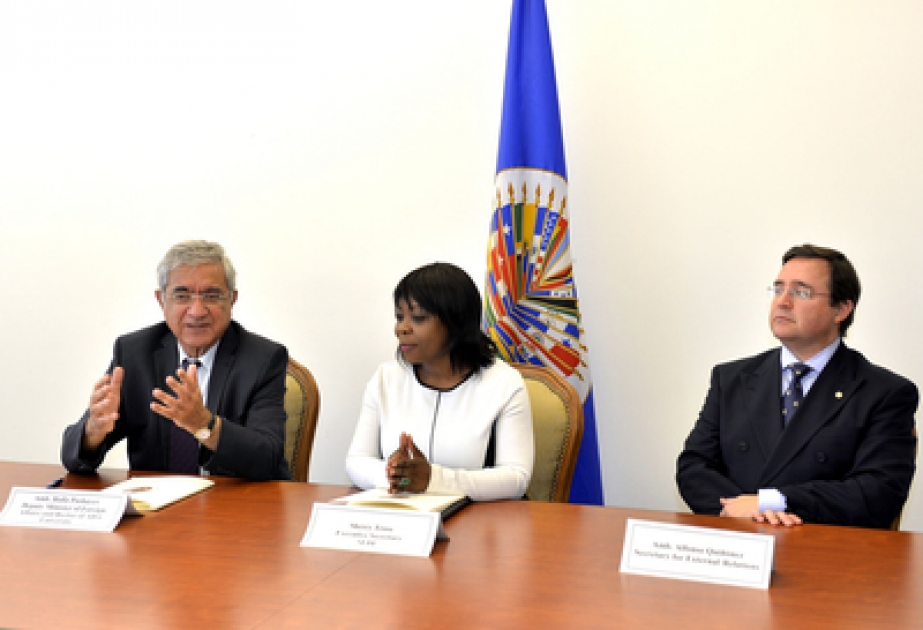 阿塞拜疆外交大学与美洲国家组织签署合作协议