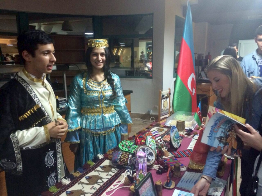 В прошедшем в испанском городе Марбелла вечере культуры приняли участие и азербайджанские студенты