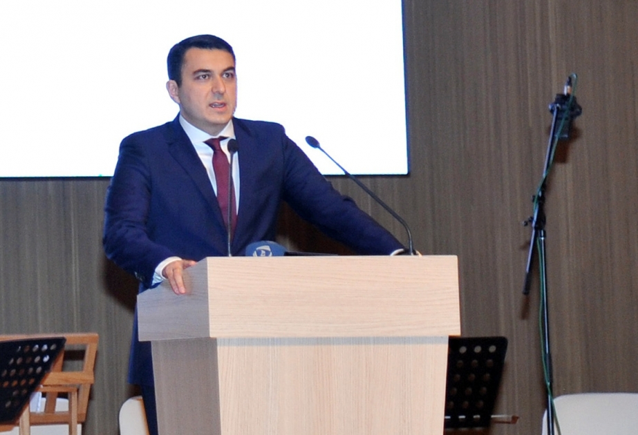 Врачи пяти континентов в Азербайджане – Центре Гейдара Алиева