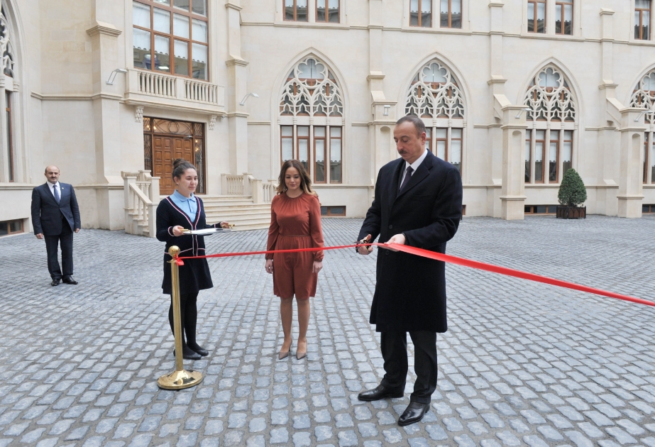 President Ilham Aliyev attended the opening of a new building of Baku-Oxford School VIDEO