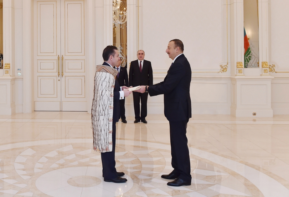 President Ilham Aliyev received the credentials of the newly-appointed Ambassador of New Zealand VIDEO