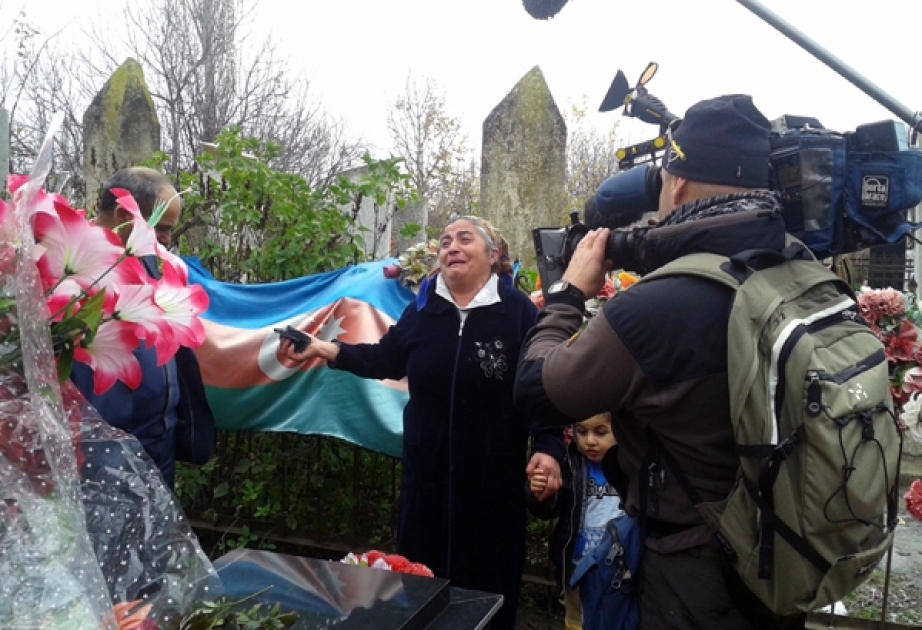 Finnish Broadcasting Company reporters visit frontline