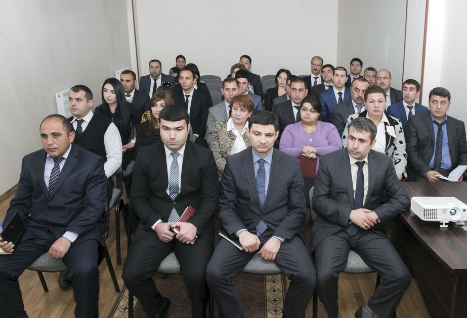 В Нахчыване прошел семинар о правилах электронного реестра государственных служащих