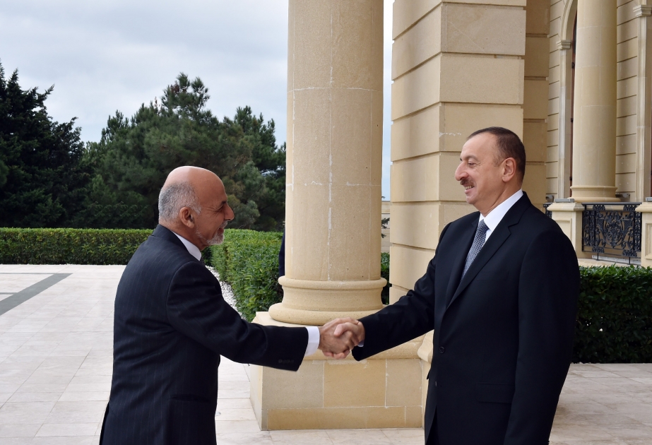 Treffen von Aserbaidschans Präsident Ilham Aliyev mit dem afghanischen Präsidenten Mohommed Aschraf Ghani VIDEO
