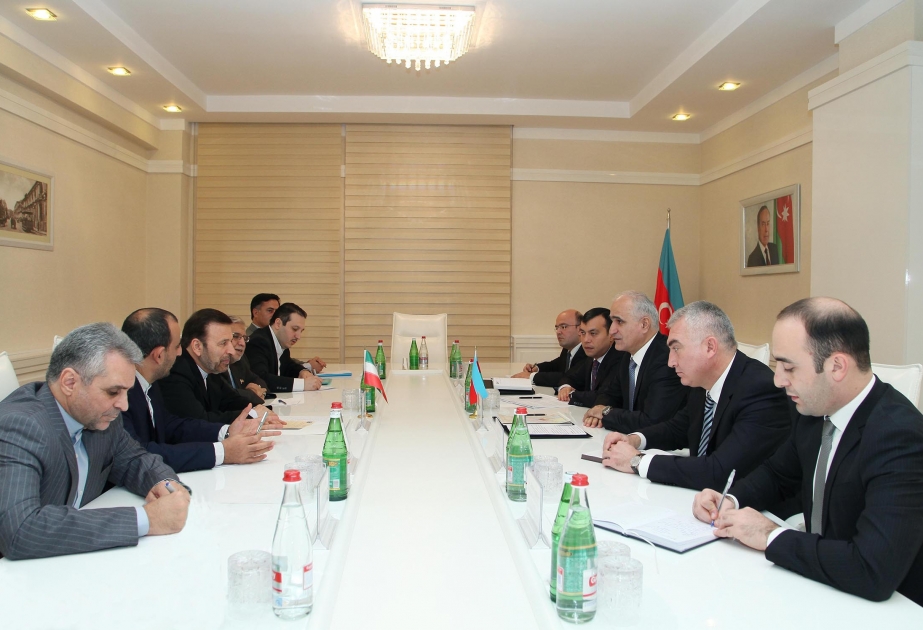Azerbaijan, Iran discuss economic cooperation