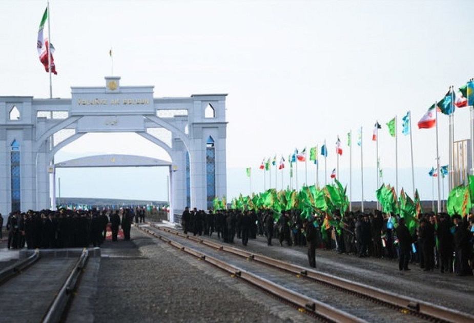 افتتاح خط السكك الحديد بين إيران تركمانستان وكازاخستان