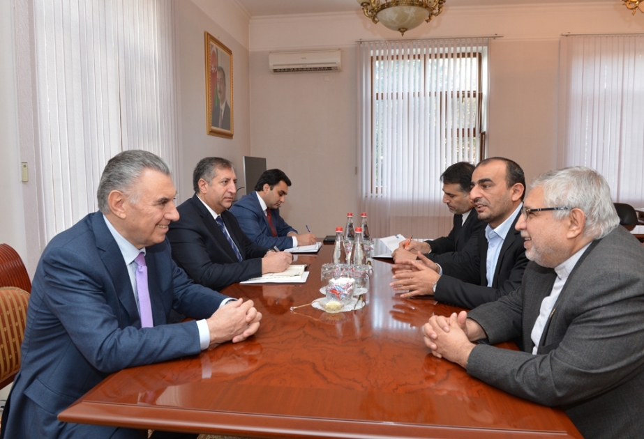 İranın Azərbaycandakı səfiri Qaçqınların və Məcburi Köçkünlərin İşləri üzrə Dövlət Komitəsində olub