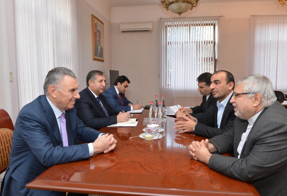 Посол Ирана в Азербайджане побывал в Государственном комитете по делам беженцев и вынужденных переселенцев