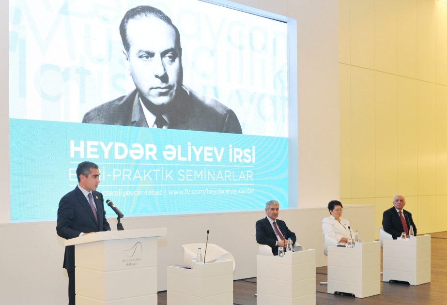 Heydər Əliyev Mərkəzində ümummilli lider Heydər Əliyevin irsinin tədqiqi ilə bağlı elmi-praktik seminar keçirilib