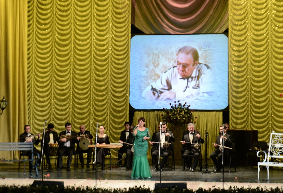 Небеса мне дороги, как моя любовь...Торжественно отмечен 90-летний юбилей народного поэта Наби Хазри