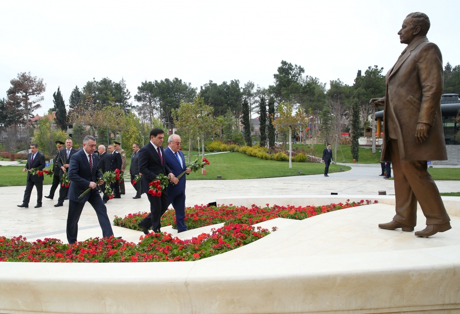 Ulu Öndərin həyatının, fəaliyyətinin hər məqamı örnəkdir