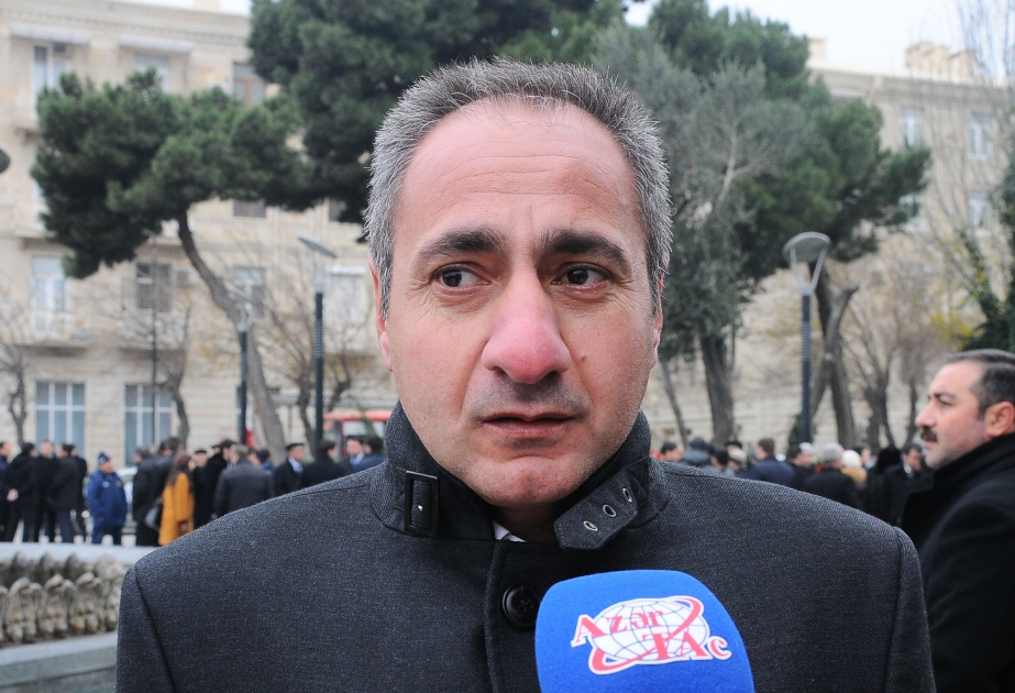 Ulu öndər Heydər Əliyev dünya miqyasında tanınan və xalqı öz arxasınca aparmağa qadir dahi liderdir