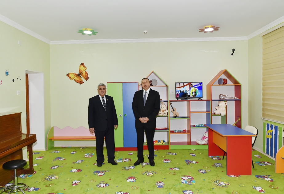 Heydər Əliyev Fondunun təşəbbüsü ilə Sabirabadda inşa edilən uşaq bağçasının açılışı olub VİDEO