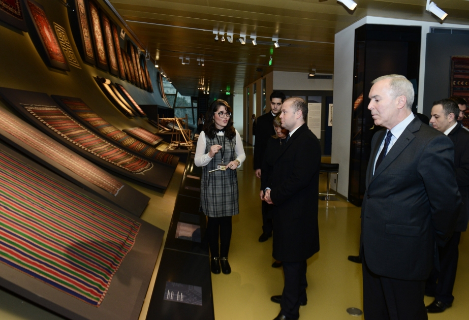 Maltese PM views National Carpet Museum in Baku