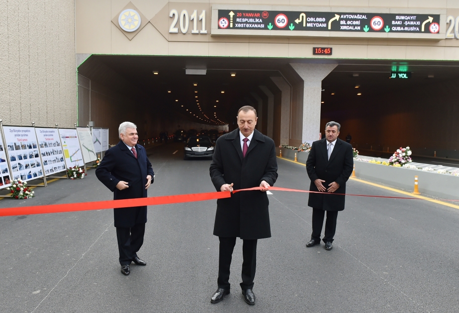Aserbaidschans Präsident Ilham Aliyev nimmt an der Eröffnung von Ziya Bunyadov-Avenue in Baku teil VIDEO