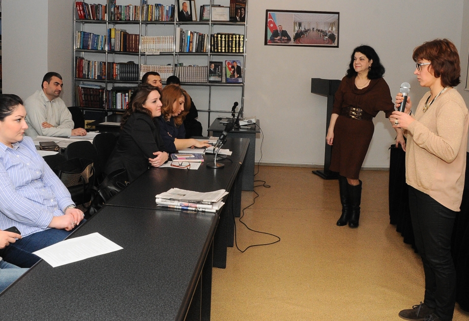 Les cours de russe pour les journalistes azerbaïdjanais ont été efficaces VIDEO