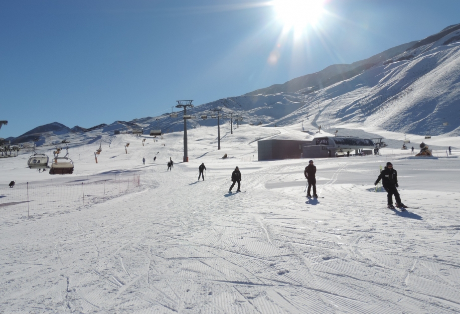 Le Complexe touristique été-hiver de Chahdagh a accueilli plus de 12 mille touristes pendant les vacances du Nouvel an VIDEO