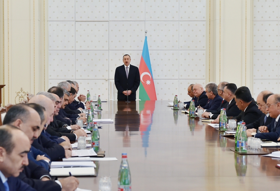 President Ilham Aliyev chaired the meeting of the Cabinet of Ministers dedicated to the results of socioeconomic development in 2014 and objectives for 2015 VIDEO