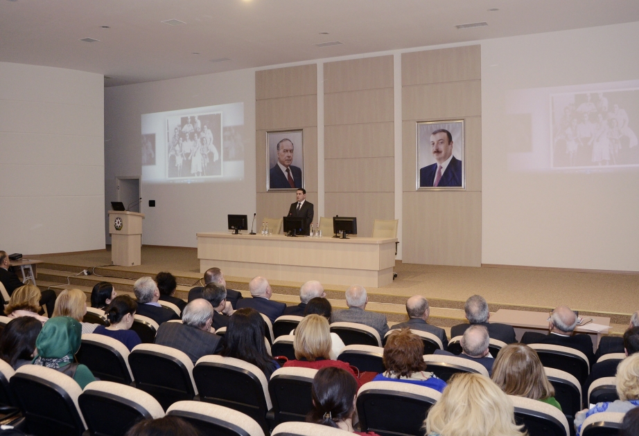 Görkəmli dövlət və elm xadimi Əziz Əliyevin anadan olmasının 118 illiyinə həsr edilmiş elmi konfrans keçirilib