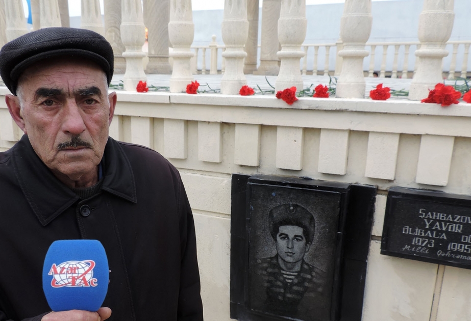 Milli Qəhrəmanın atası: Xiyabanda uyuyan şəhidlərin hamısı mənim övladlarımdır