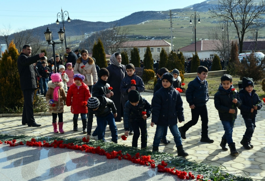 Lerikdə 20 Yanvar faciəsi qurbanlarının xatirəsi silsilə tədbirlərlə anılıb