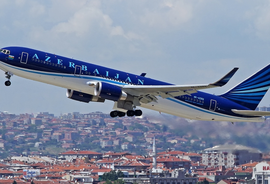“Azərbaycan Hava Yolları” Bakı-Minsk-Bakı istiqamətində aviabiletlərə endirim tətbiq edib VİDEO
