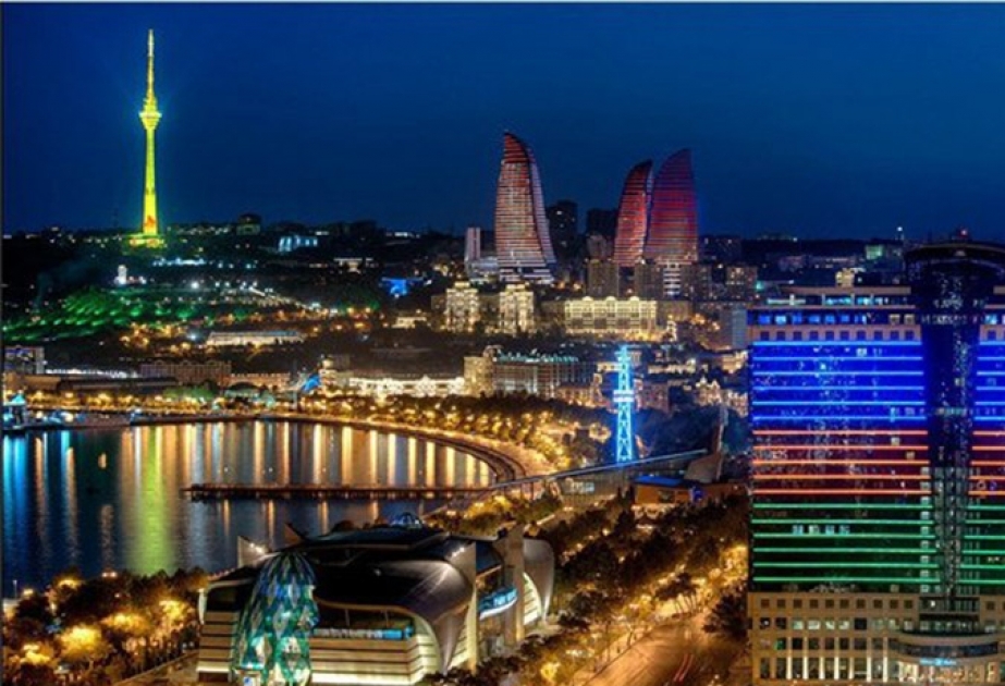 Baku: Eine romantische Stadt für Liebespaar VIDEO