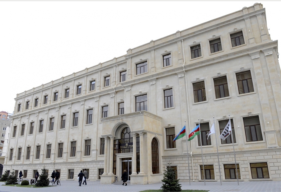 Bakı Ali Neft Məktəbinin tələbələri Ermənistan prezidentinin hərbi cinayətkar kimi tanınması petisiyasına qoşulublar