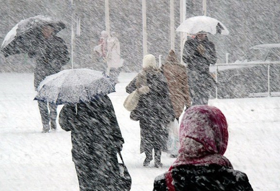 Winter storm cancels more than 2,000 flights