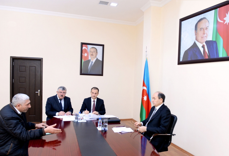 Министр юстиции принял граждан в городе Сальян