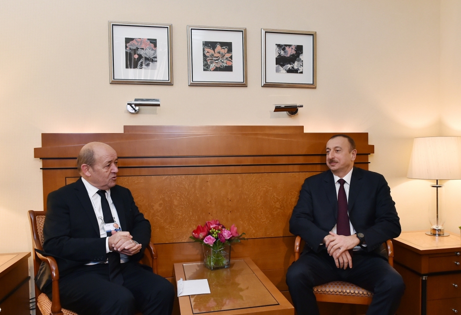 President Ilham Aliyev met with French Defence Minister Jean-Yves Le Drian in Munich VIDEO
